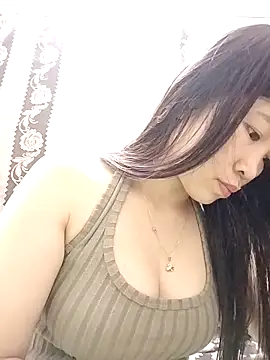 Snapshot of Hong-baby chatting on March 2026 02:12:02 PM Hong-baby online show from March 2026 02:12:02 PM