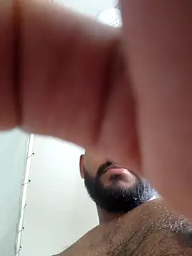 crazygu14456 online show from April 2026 04:38:02 PM