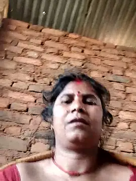 Hot di97 online show from March 2026 01:39:02 AM