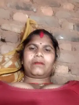 Hot di97 online show from April 2026 01:26:01 PM