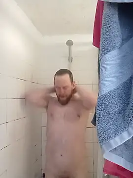 Hertsguy1984 online show from January 2026 02:33:02 PM