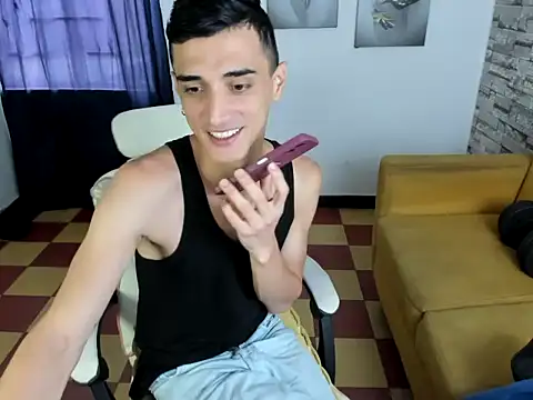 Snapshot of felipe_colinss chatting on February 2026 12:21:01 PM felipe colinss online show from February 2026 12:21:01 PM