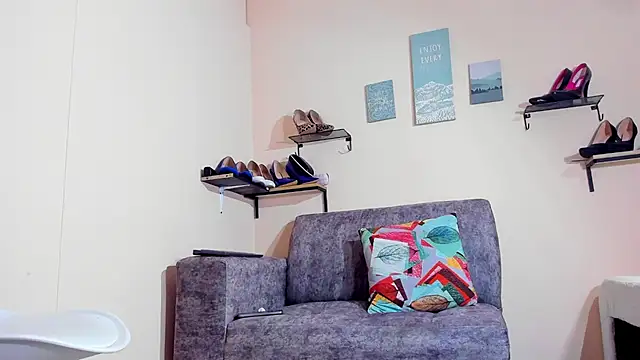 nailon karol11 online show from February 2026 09:47:02 AM