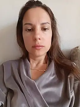 Snapshot of She-Moon chatting on July 2026 07:23:02 AM She-Moon online show from July 2026 07:23:02 AM