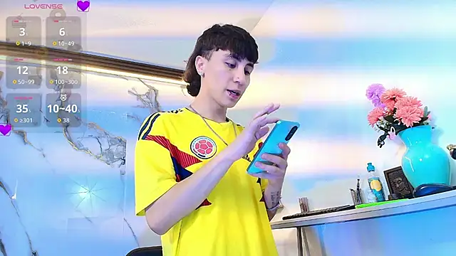 XanderGrey8 online show from March 2026 07:20:02 PM