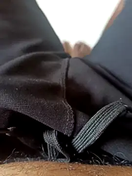 Snapshot of Harishtamil26 chatting on February 2026 04:20:01 AM Harishtamil26 online show from February 2026 04:20:01 AM