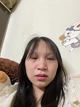 Charlotte-ee online show from March 2026 01:19:01 AM