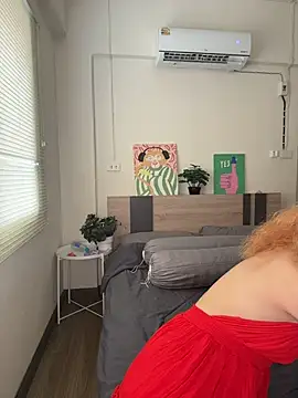 eyes00n online show from January 2026 09:15:02 AM