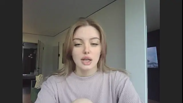 Snapshot of lina_milka chatting on May 2026 01:40:01 PM lina milka online show from May 2026 01:40:01 PM