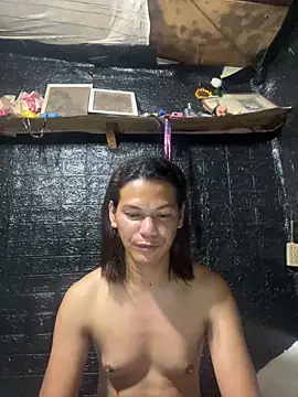 Snapshot of HugeAgatha chatting on February 2026 07:31:02 PM HugeAgatha online show from February 2026 07:31:02 PM