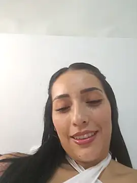 Snapshot of anny_bianchy chatting on March 2026 02:17:01 AM anny bianchy online show from March 2026 02:17:01 AM