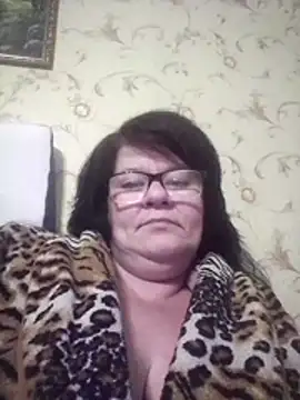 NysiOlsen online show from February 2026 09:13:01 PM