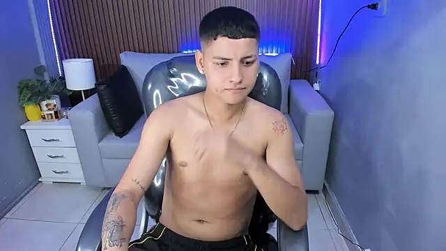 Liam9  online show from February 2026 12:24:02 PM