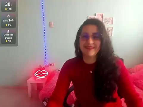 Snapshot of talia_mystic chatting on June 2026 01:32:02 PM talia mystic online show from June 2026 01:32:02 PM