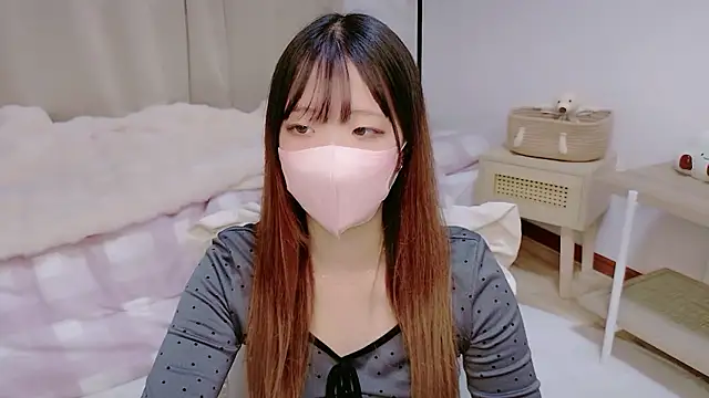 Snapshot of NOA_cha chatting on April 2026 02:47:02 PM NOA cha online show from April 2026 02:47:02 PM