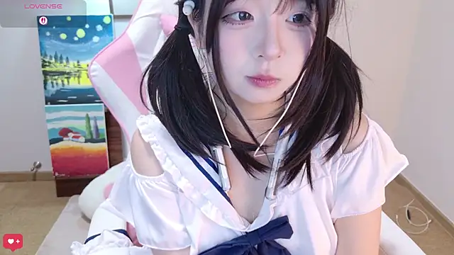 Qiqiiii-05 online show from June 2026 02:10:02 PM