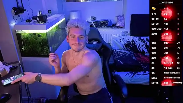 Rayzel White online show from February 2026 09:37:02 PM