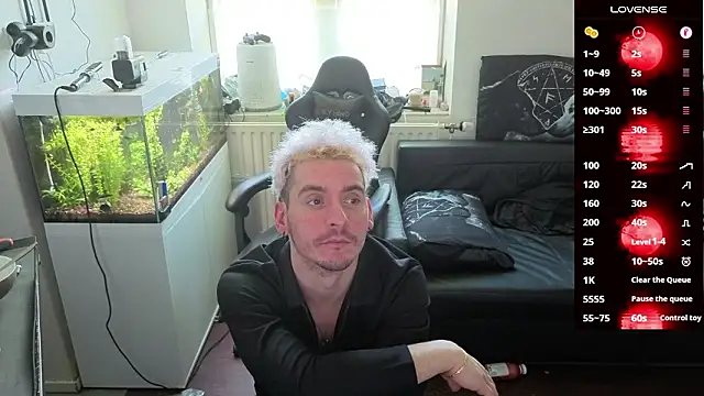 Rayzel White online show from March 2026 12:41:02 PM