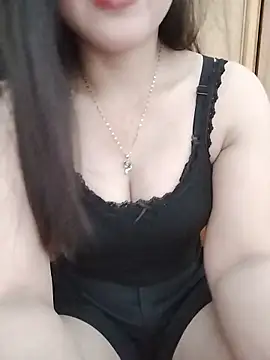 MaiNgoc sexy online show from May 2026 01:41:01 PM