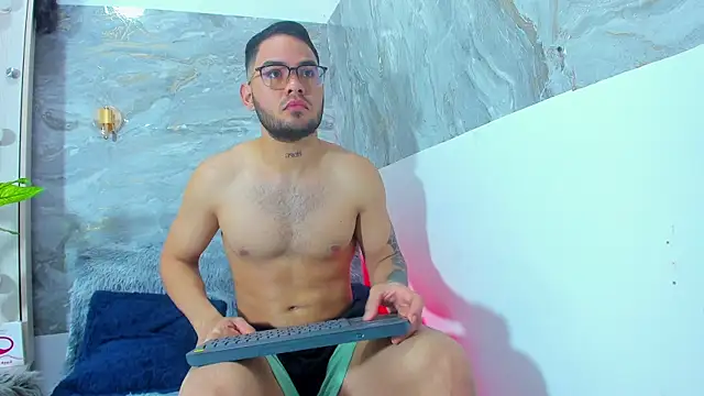 Snapshot of Boyka__hot_ chatting on January 2026 04:44:01 PM Boyka hot online show from January 2026 04:44:01 PM