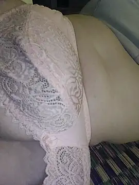 TamilDreamgirl08 online show from April 2026 05:08:02 PM