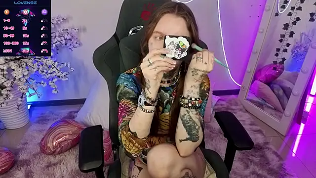 Lappyloo online show from February 2026 02:07:02 AM