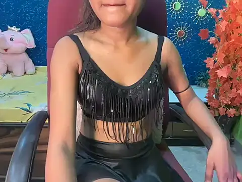 Snapshot of Brown-beauty chatting on July 2026 05:15:02 PM Brown-beauty online show from July 2026 05:15:02 PM