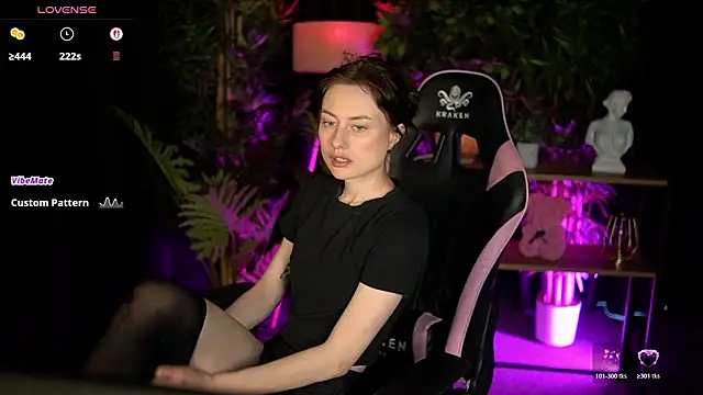 baby luna xo online show from February 2026 09:53:01 AM