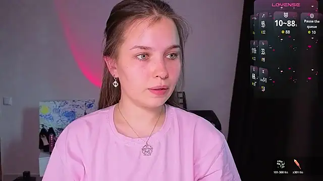 Catherine Karis online show from July 2026 11:01:02 AM