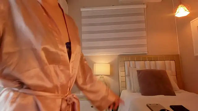 isabela  x online show from April 2026 11:36:01 AM