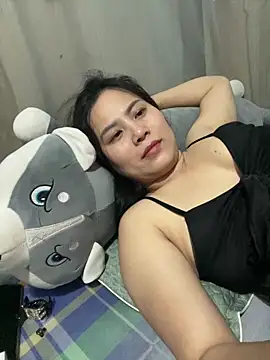 Snapshot of IORio2x chatting on February 2026 03:23:01 PM IORio2x online show from February 2026 03:23:01 PM