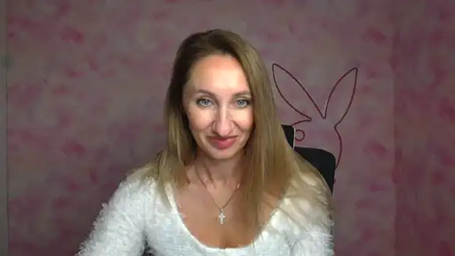 Diana Sweeet  online show from April 2026 11:25:01 AM