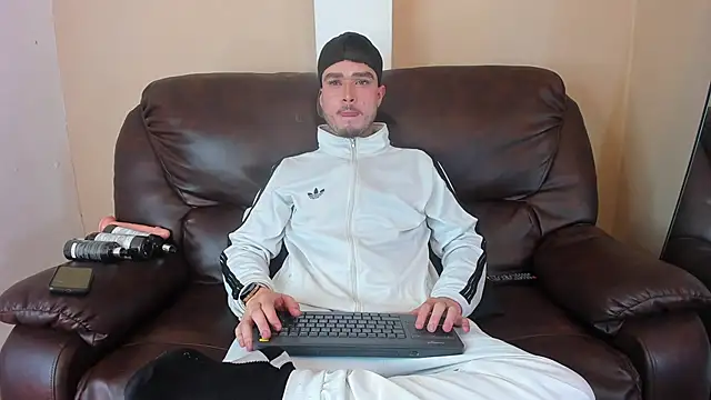 Salvattore Muller online show from April 2026 12:32:01 AM