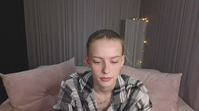 kittie like18 online show from February 2026 01:10:02 AM