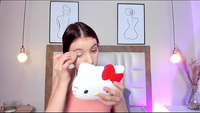 TessaMonroee online show from March 2026 06:12:02 PM