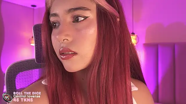 Dakota velvet  online show from April 2026 03:00:01 AM