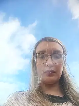 Karla-giraldo 1 online show from May 2026 09:33:01 PM