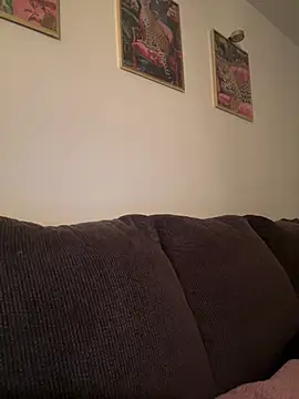 icelyne 2001 online show from February 2026 06:26:01 AM