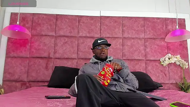 Snapshot of Jeff_Black99 chatting on February 2026 04:08:01 AM Jeff Black99 online show from February 2026 04:08:01 AM