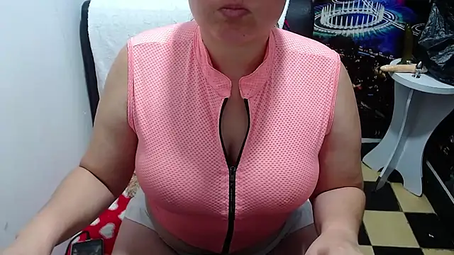 Snapshot of tila_nastyy chatting on June 2026 01:39:01 AM tila nastyy online show from June 2026 01:39:01 AM