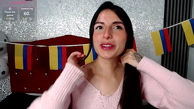 MiaVelasquez01 online show from June 2026 04:05:01 PM