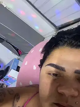 MorenaCariok online show from April 2026 10:25:02 PM