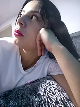 Snapshot of adhara_montiel_ chatting on February 2026 01:57:02 AM adhara montiel online show from February 2026 01:57:02 AM