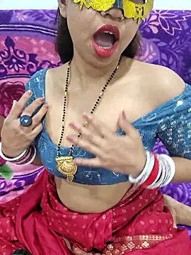Snapshot of VikasViralStudios chatting on May 2026 05:56:02 AM VikasViralStudios online show from May 2026 05:56:02 AM