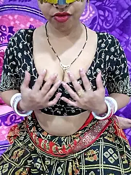 Snapshot of VikasViralStudios chatting on May 2026 05:49:01 AM VikasViralStudios online show from May 2026 05:49:01 AM