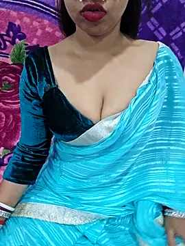 Snapshot of VikasViralStudios chatting on May 2026 06:31:02 AM VikasViralStudios online show from May 2026 06:31:02 AM