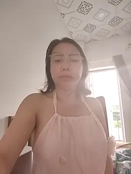 Famrita online show from April 2026 10:59:01 PM