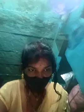 priyasharma899 online show from February 2026 07:38:02 AM