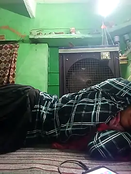 priyasharma899 online show from April 2026 04:51:02 PM