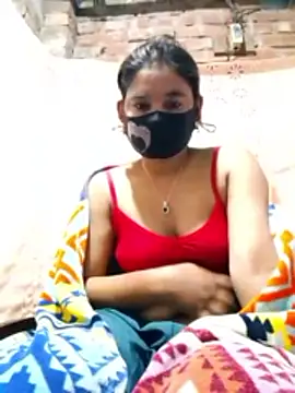 Hot Sweeti online show from February 2026 11:49:02 AM